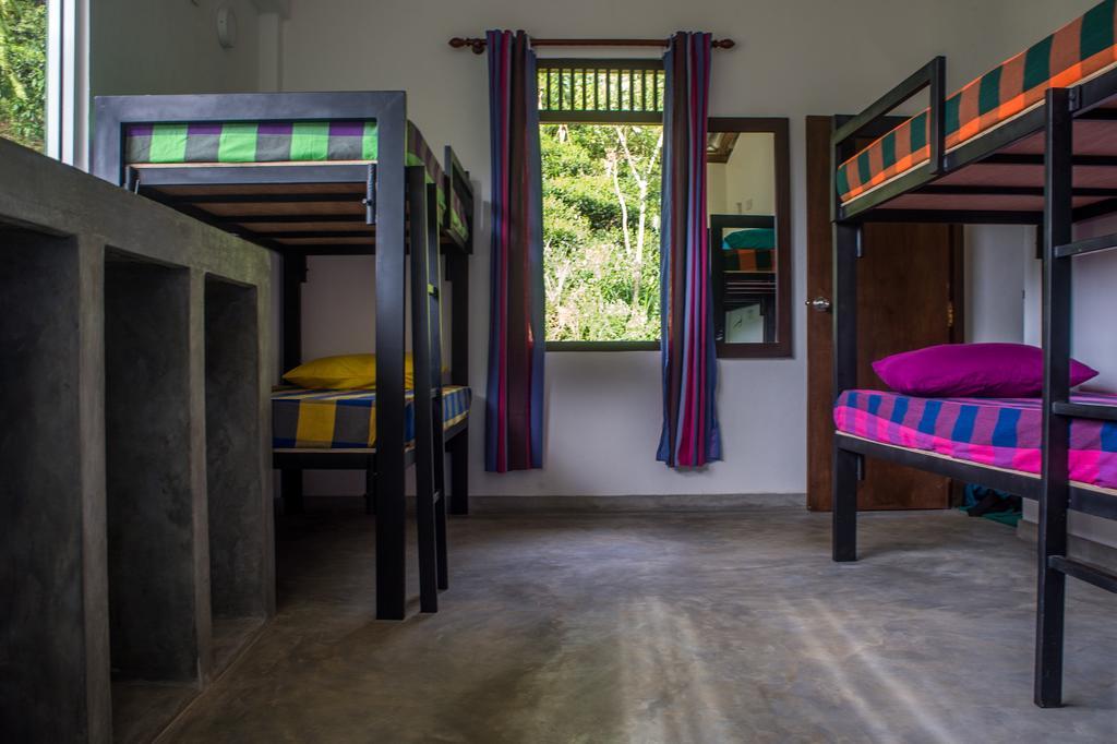 Sinharaja Hostel Deniyaya Δωμάτιο φωτογραφία