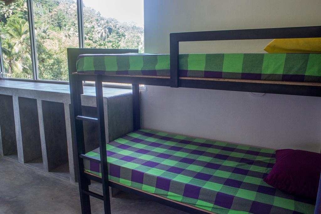 Sinharaja Hostel Deniyaya Δωμάτιο φωτογραφία
